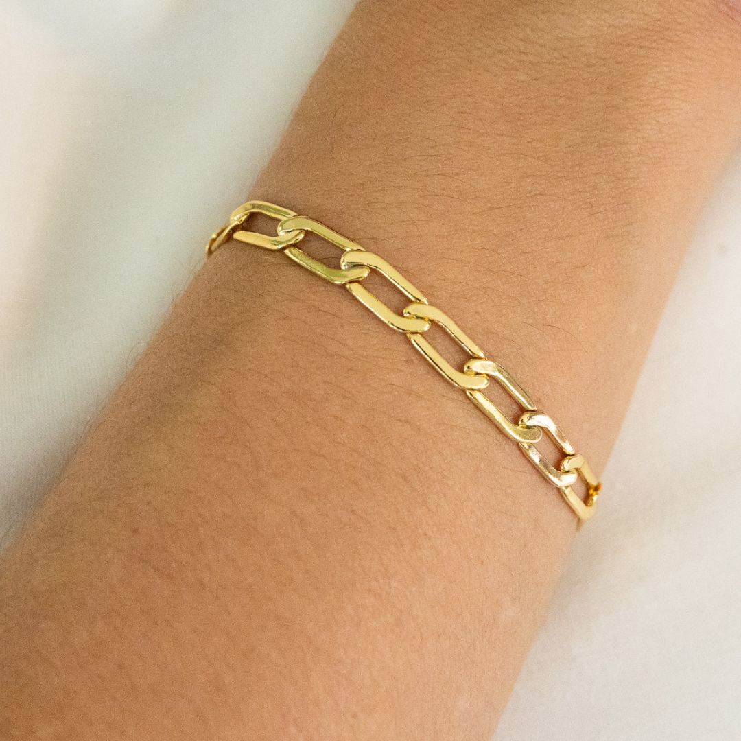 Gold Paperclip Chain Bracelet